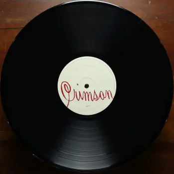 Crimson - US Black