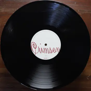 Crimson - US Black