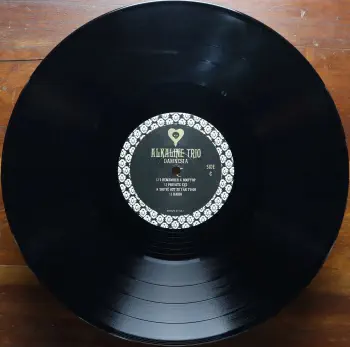 Damnesia - Black | Black