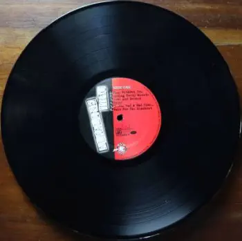Alkaline Trio / One Man Army Split (BYO Records Split Series Vol V.) - Black (SRM Runout)