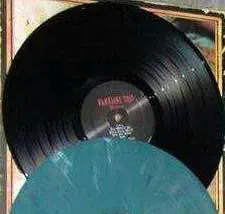 Remains - Turquoise Marble | Black